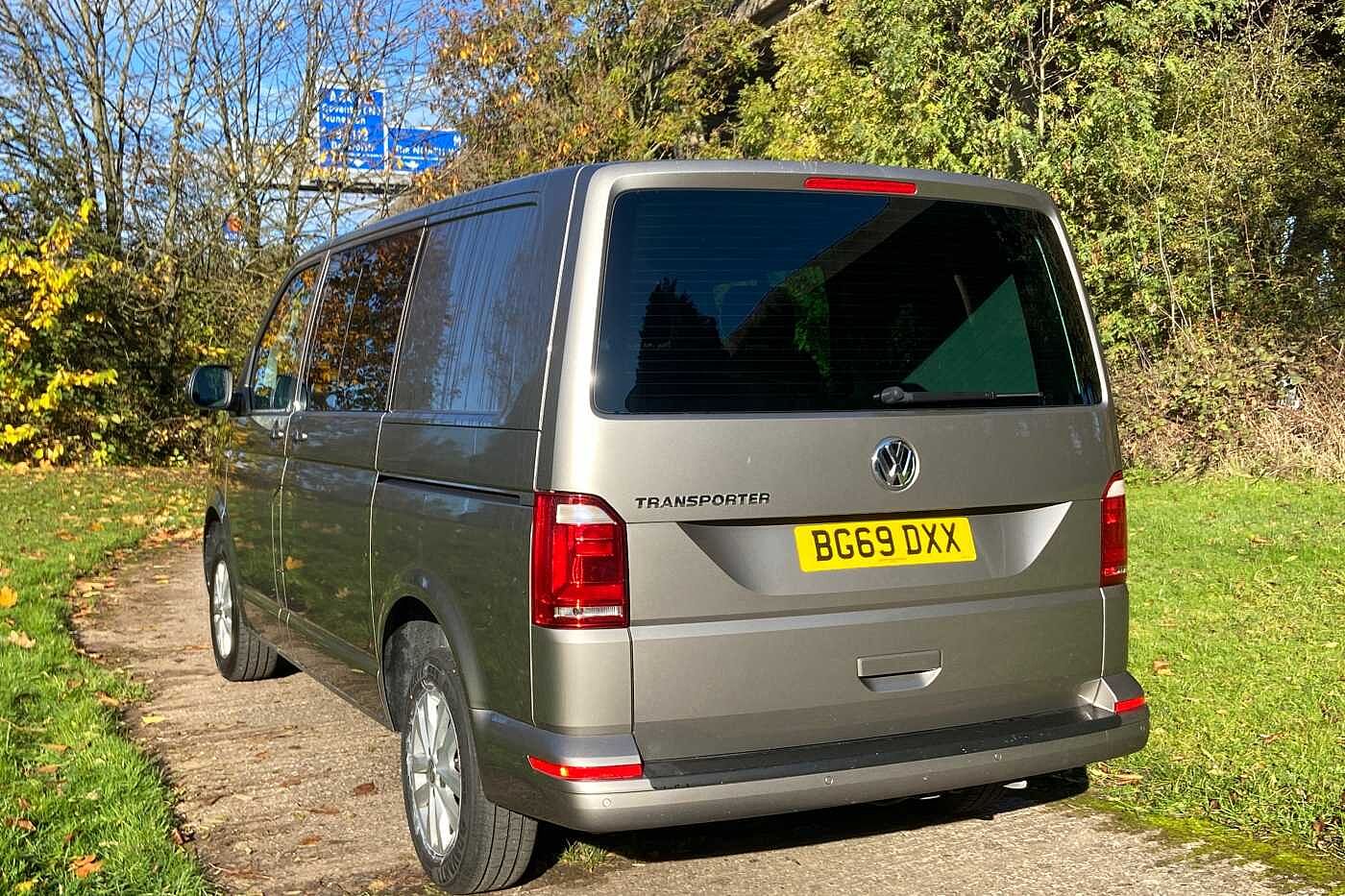 Volkswagen Transporter T30 Kombi Highline SWB 102 PS 2.0 TDI BMT 5sp Manual NO VAT