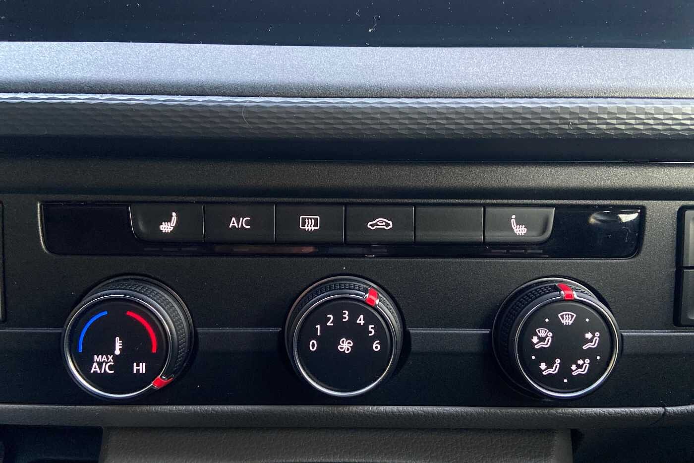 Volkswagen Transporter 2.0TDI 150ps T30 Highline DSG Panel Van NAV, LED'S, REAR CAMERA, HEATED SEATS +