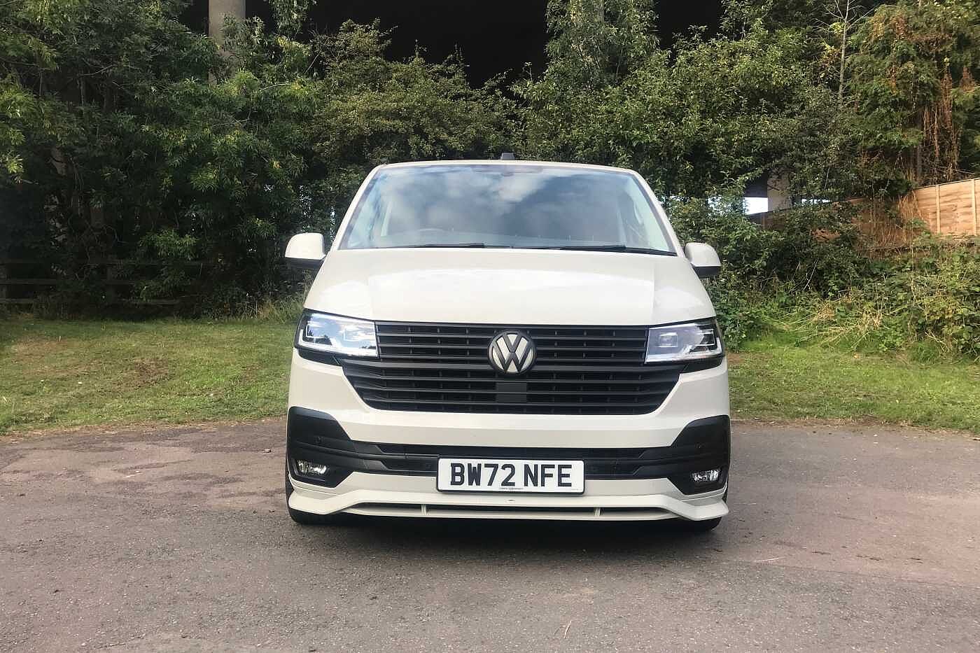 Volkswagen Transporter T28 Swb Diesel 2.0 TDI 150 Highline Van DSG SINGLE SEATS, LED'S, NAV +++