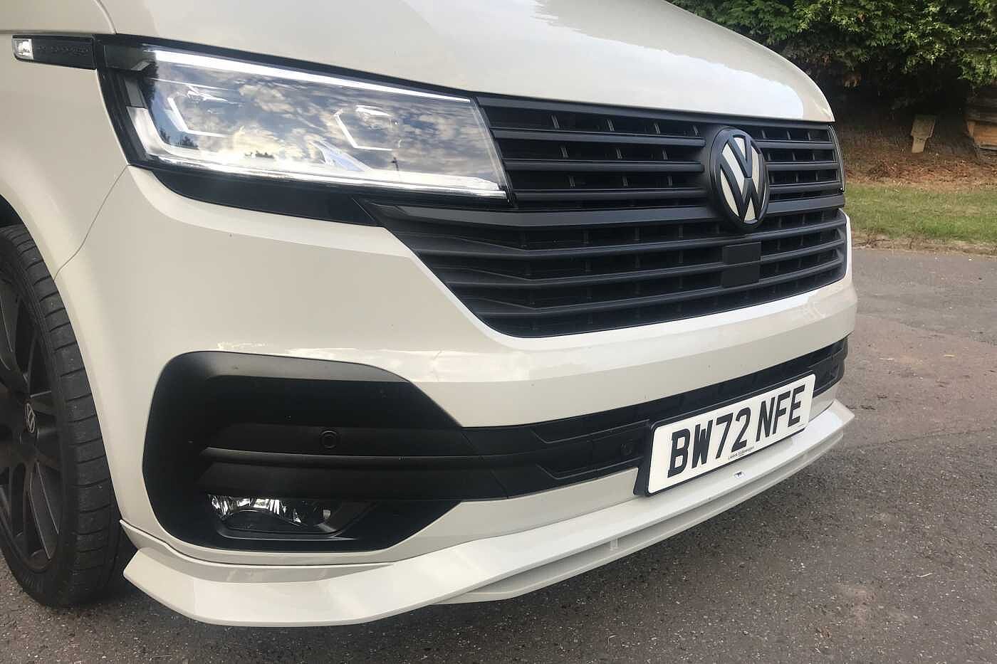 Volkswagen Transporter T28 Swb Diesel 2.0 TDI 150 Highline Van DSG SINGLE SEATS, LED'S, NAV +++