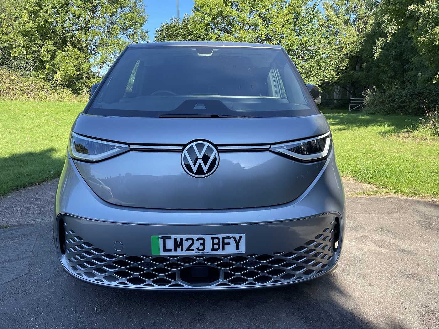 Volkswagen ID.buzz Cargo Commerce Plus 77kWh (204PS) Auto WIRELESS CHARGING PHONE, GREAT COLOUR.