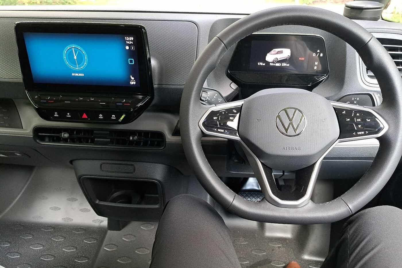 Volkswagen ID.buzz Cargo Commerce Plus 77kWh (204PS) Auto WIRELESS CHARGING PHONE, GREAT COLOUR.