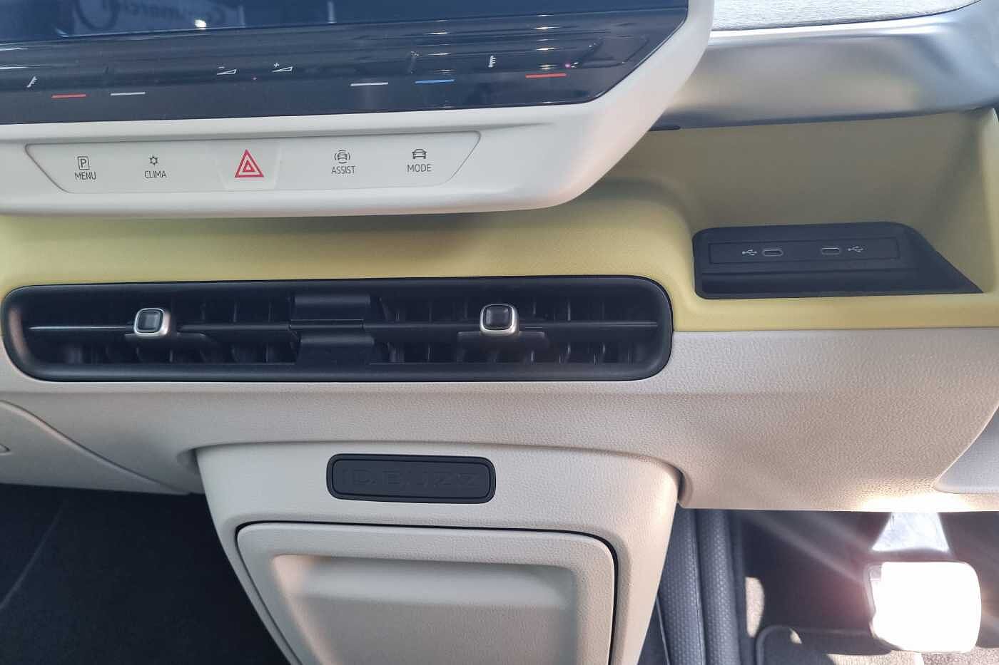 Volkswagen ID.Buzz 204ps First Edition Standard 77kWh Pro WHITE/LIME, LIME SEATS