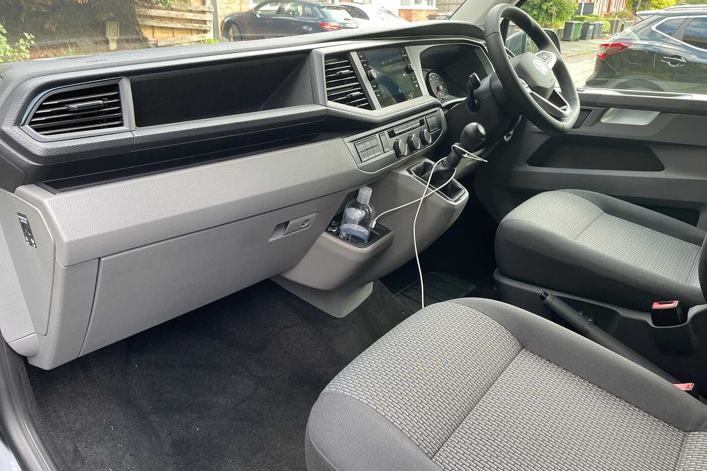 Volkswagen Transporter PV 2.0TDI (150PS)Eu6 T28 Highline SWB