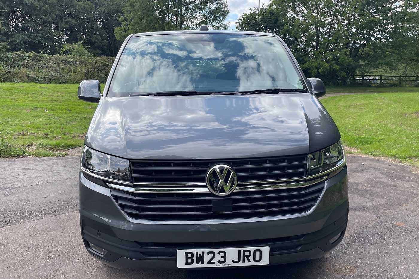 Volkswagen Transporter PV 2.0TDI (150PS)Eu6 T28 Highline SWB