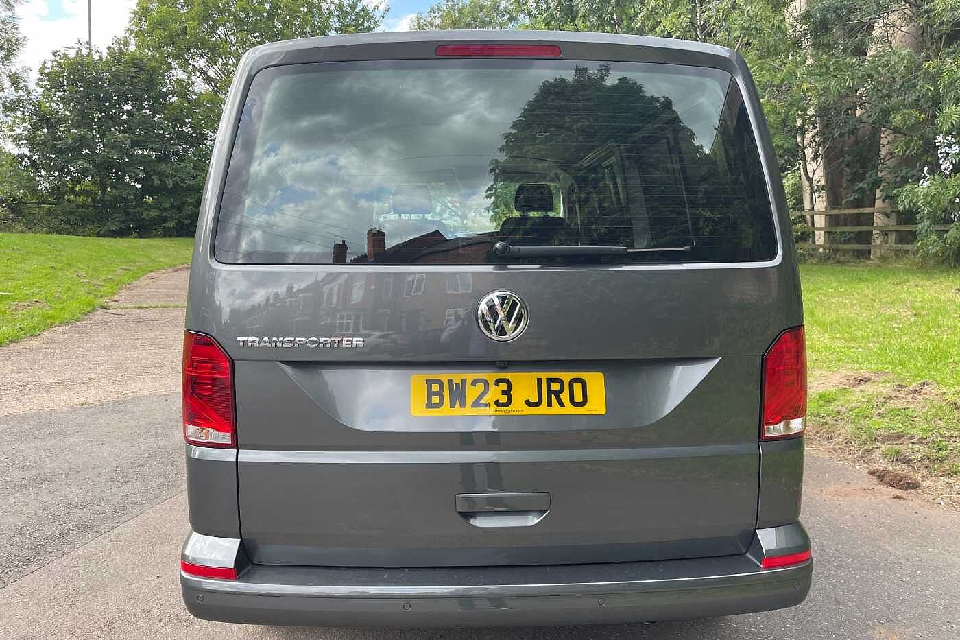 Volkswagen Transporter PV 2.0TDI (150PS)Eu6 T28 Highline SWB