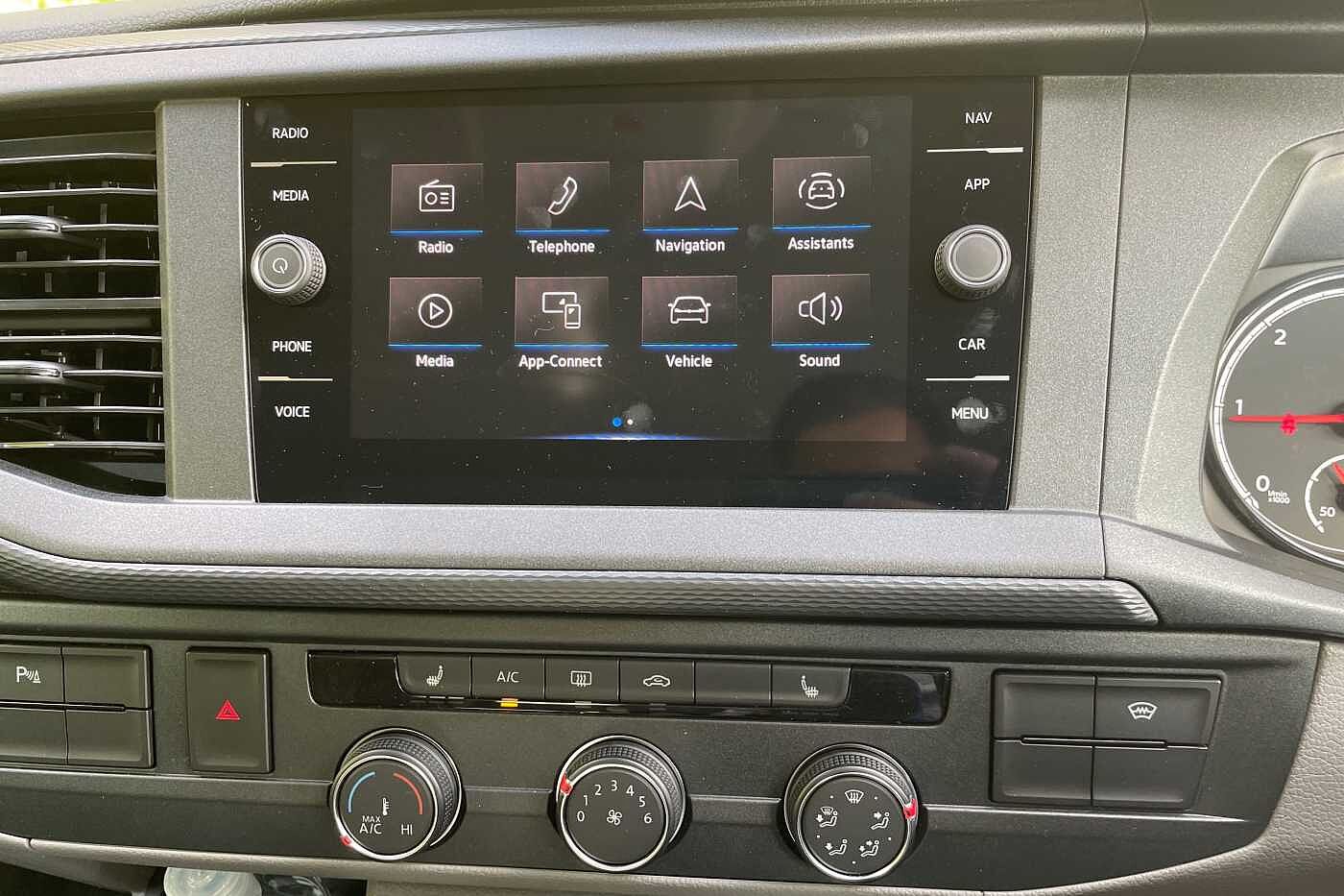 Volkswagen Transporter PV 2.0TDI (150PS)Eu6 T28 Highline SWB