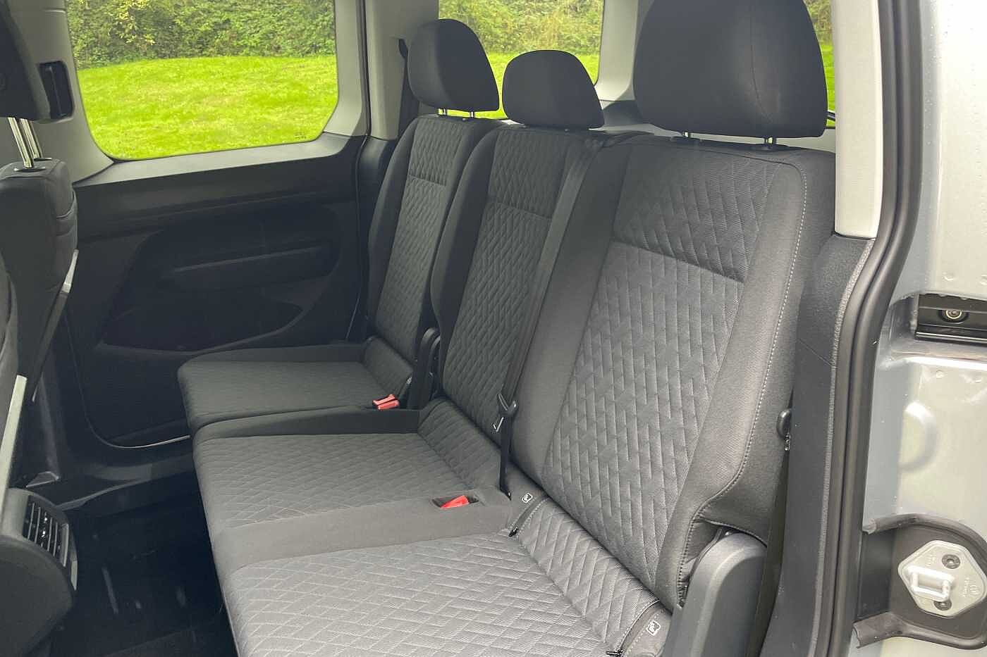 Volkswagen C20 Life SWB 122 PS 2.0 TDI 7sp DSG 2.0 TDI DSG