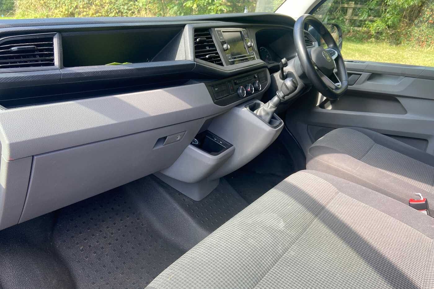 Volkswagen Transporter 2.0TDI 110ps T28 Startline BMT SWB PV **AIR CON**