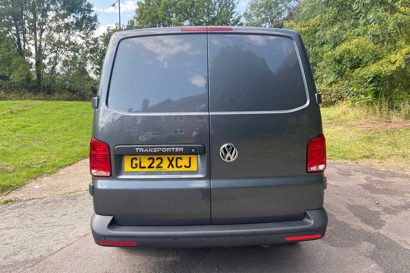 Volkswagen Transporter 2.0TDI 110ps T28 Startline BMT SWB PV **AIR CON**