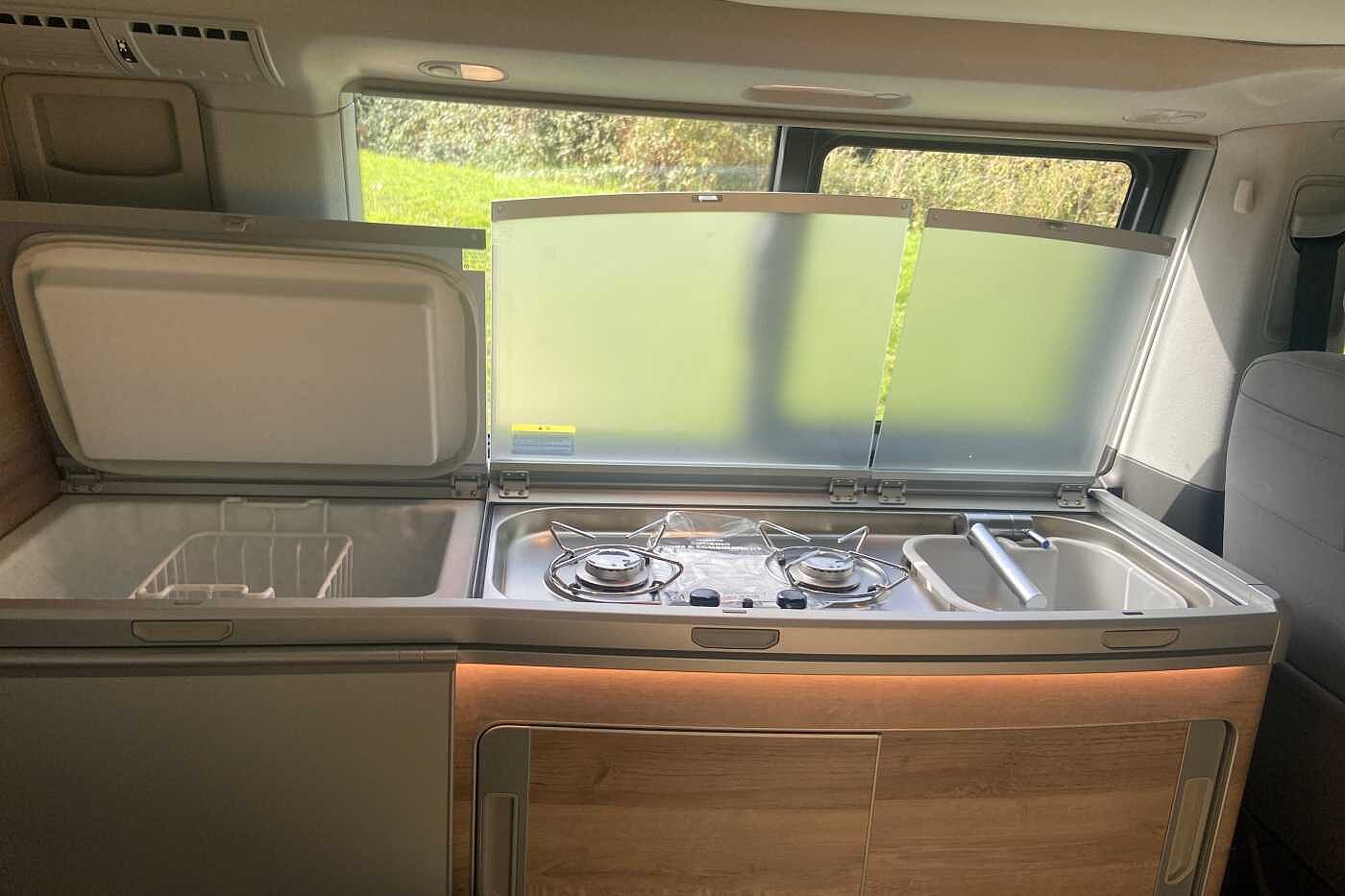 Volkswagen California Diesel Estate 2.0 TDI Surf 4dr DSG