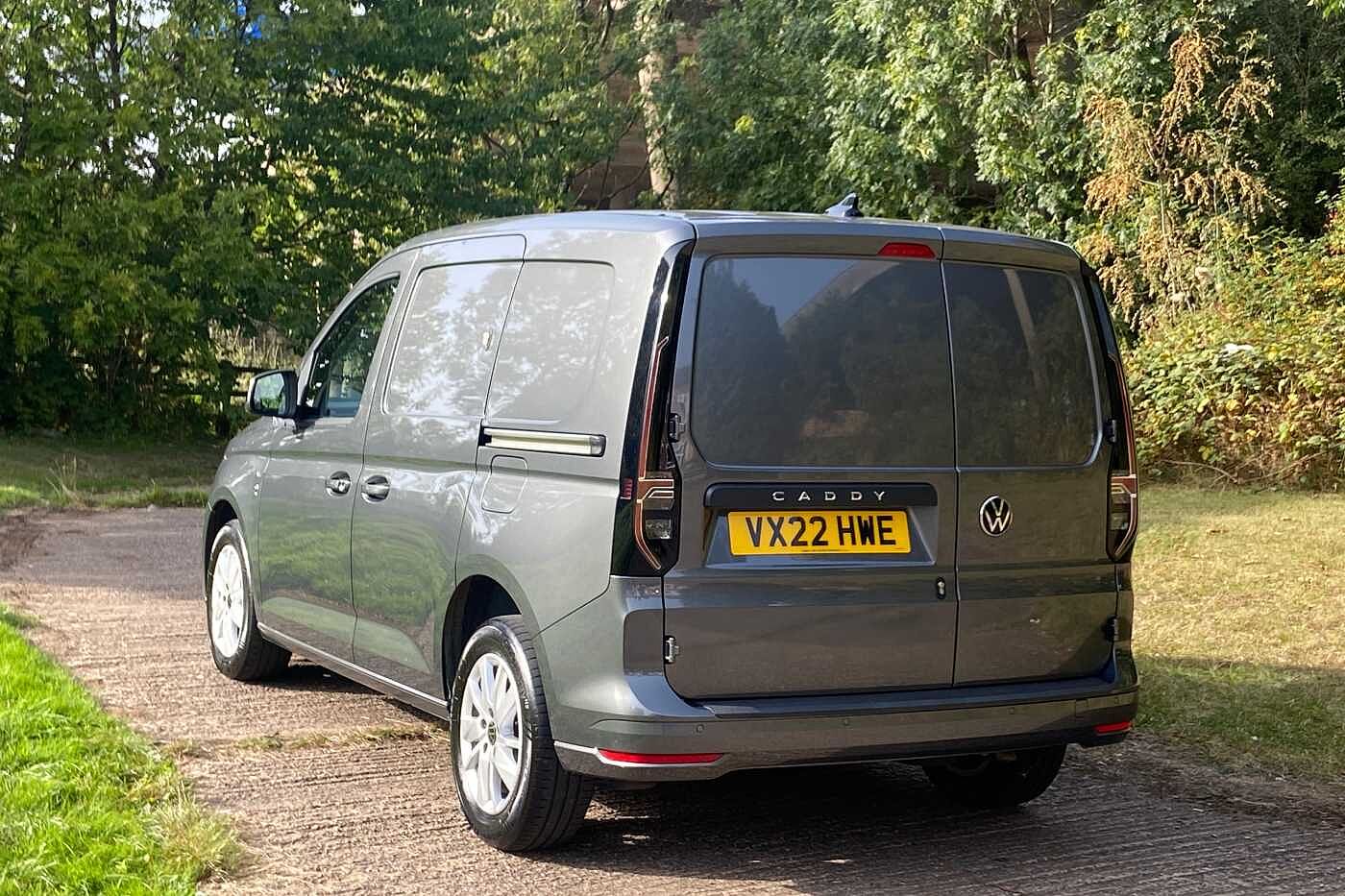 Volkswagen Caddy 2.0TDI (102PS)C20 Cargo Commerce Pro LOADS OF SPEC
