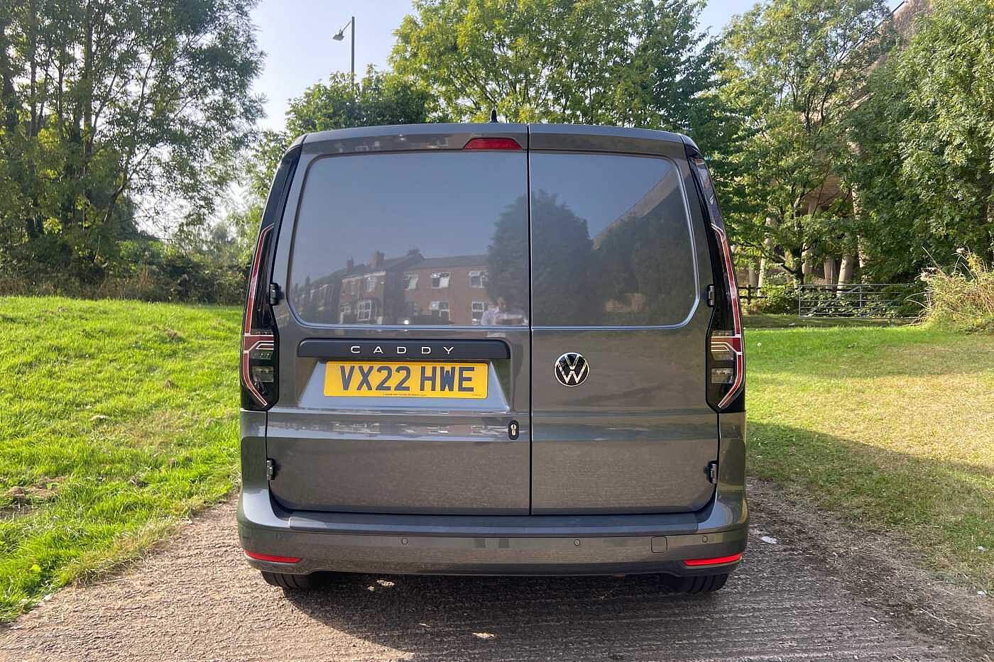 Volkswagen Caddy 2.0TDI (102PS)C20 Cargo Commerce Pro LOADS OF SPEC