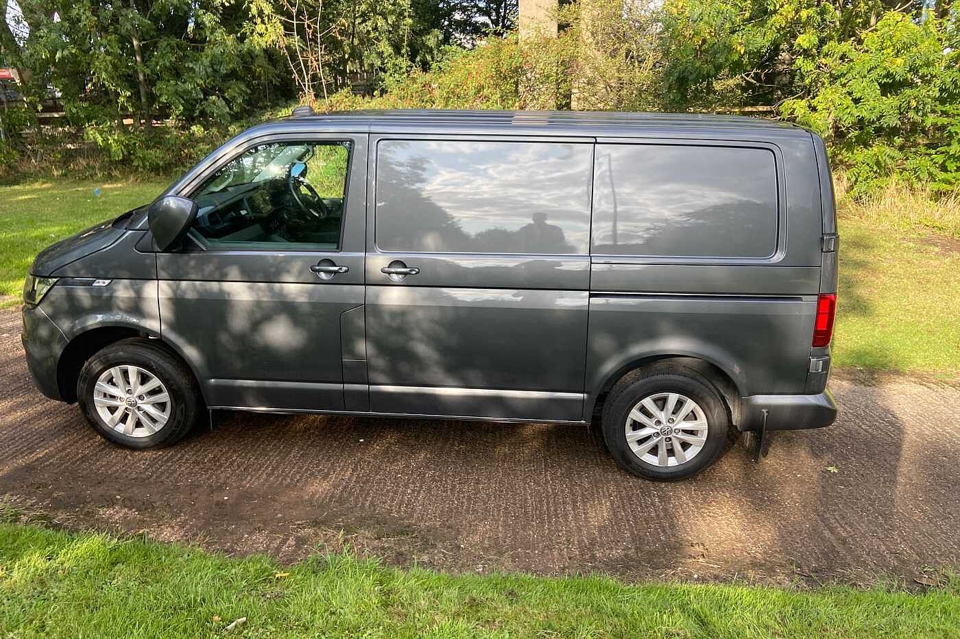 Volkswagen Transporter 2.0TDI (150PS)Eu6 T30 Highline SWB PV REAR CAMERA