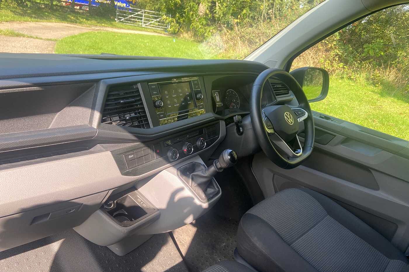 Volkswagen Transporter 2.0TDI 110ps T28 Startline BMT SWB PV **AIR CON**