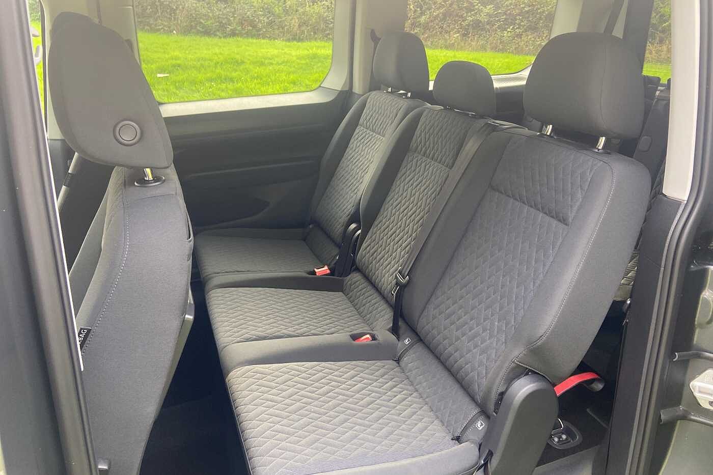 Volkswagen Caddy Maxi Estate 1.5 TSI Life 5dr DSG