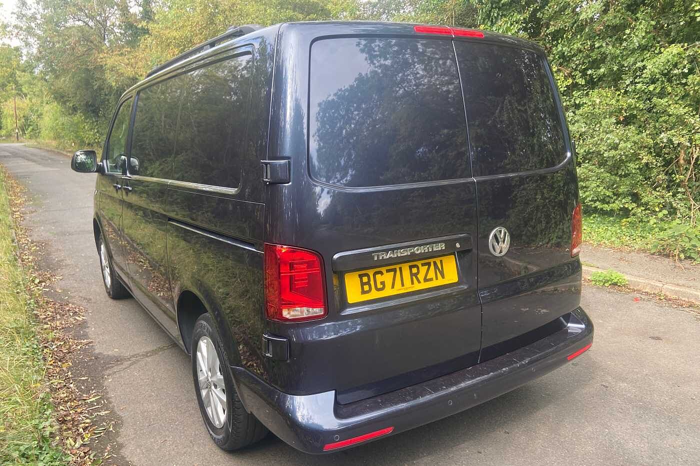 Volkswagen Transporter 2.0TDI (150PS)Eu6 T30 Highline SWB PV