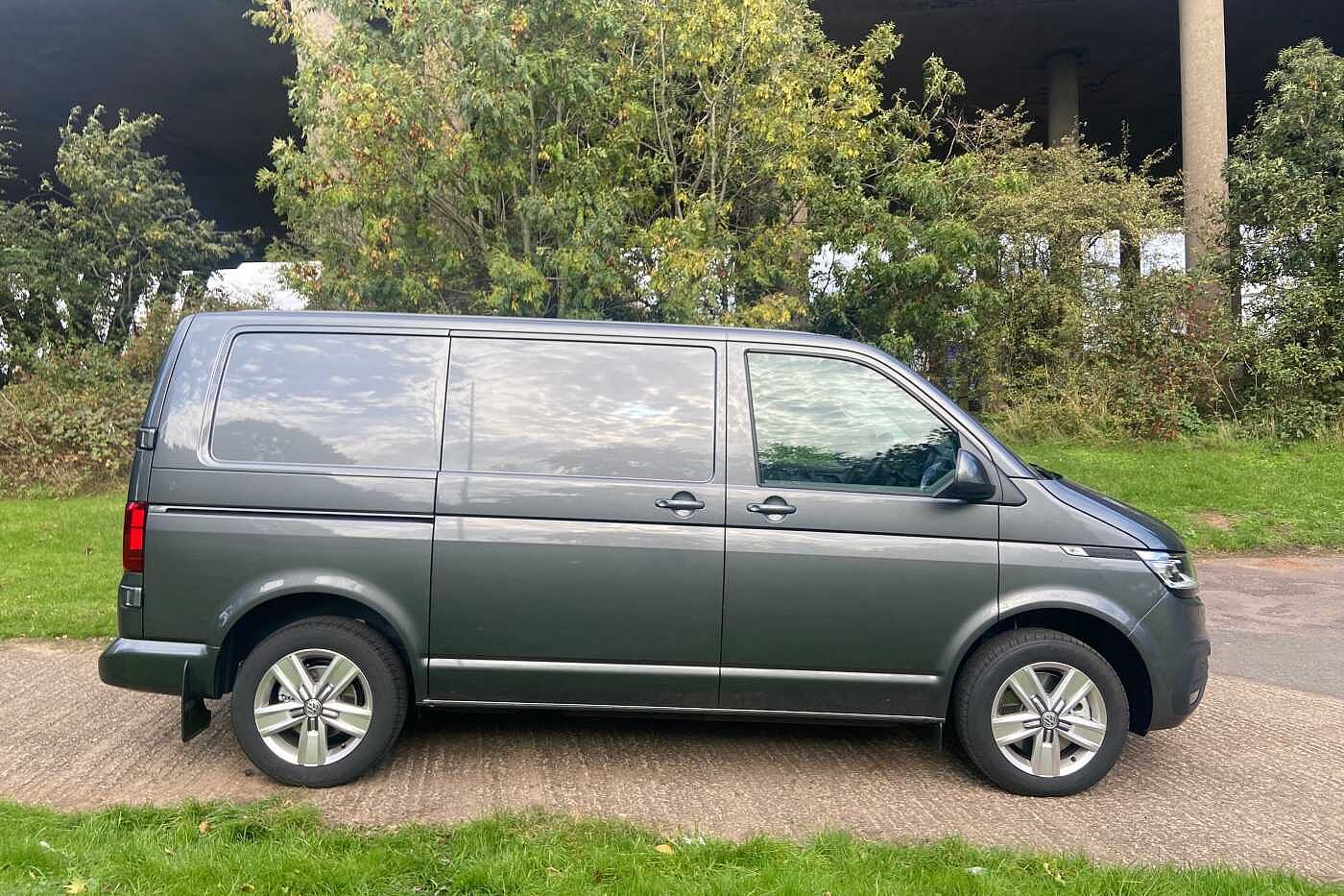 Volkswagen Transporter PV 2.0BiTDI 199ps T32 Highline SWB DSG