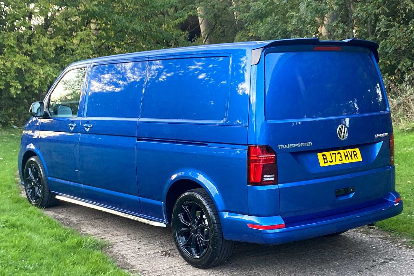 Volkswagen Transporter T32 Lwb Diesel 2.0 BiTDI 204 Sportline Van DSG LWB