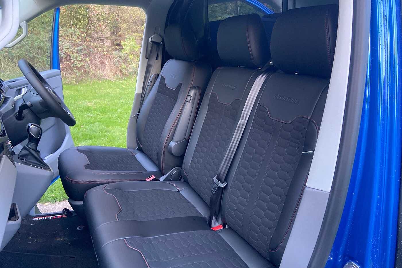 Volkswagen Transporter T32 Lwb Diesel 2.0 BiTDI 204 Sportline Van DSG LWB