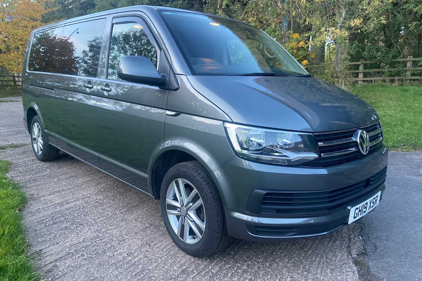 Volkswagen Transporter Shuttle 2.0TDI (150ps)Eu6dTE T32 SE BMT LWB DSG 3 ZONE AIR CON