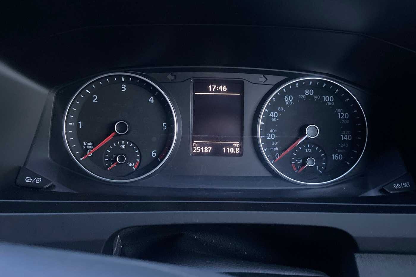 Volkswagen Transporter Shuttle 2.0TDI (150ps)Eu6dTE T32 SE BMT LWB DSG 3 ZONE AIR CON