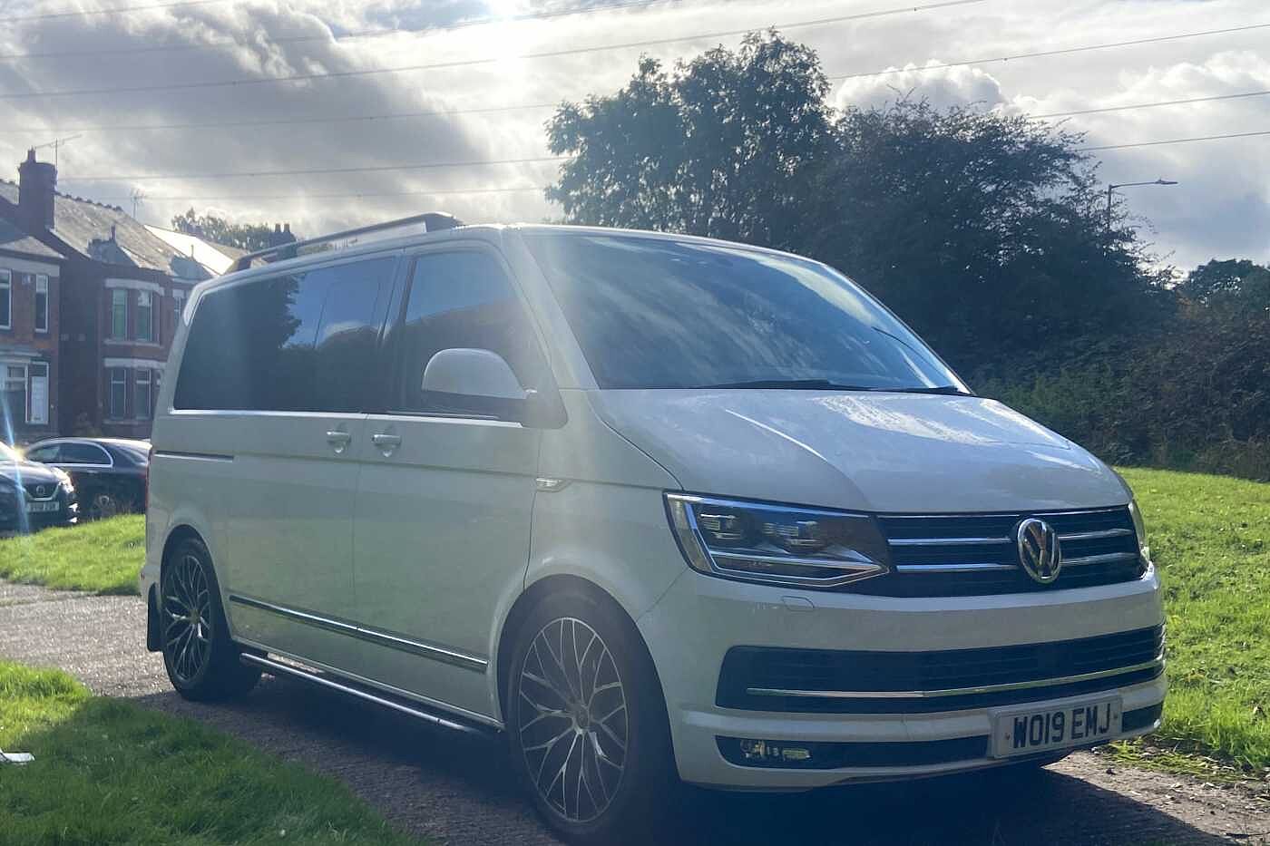 Volkswagen Caravelle Executive 2.0BiTDI 199 Eu6 BMT SWB 7s DSG NAV LED'S FRONT & REAR SENSORS +++