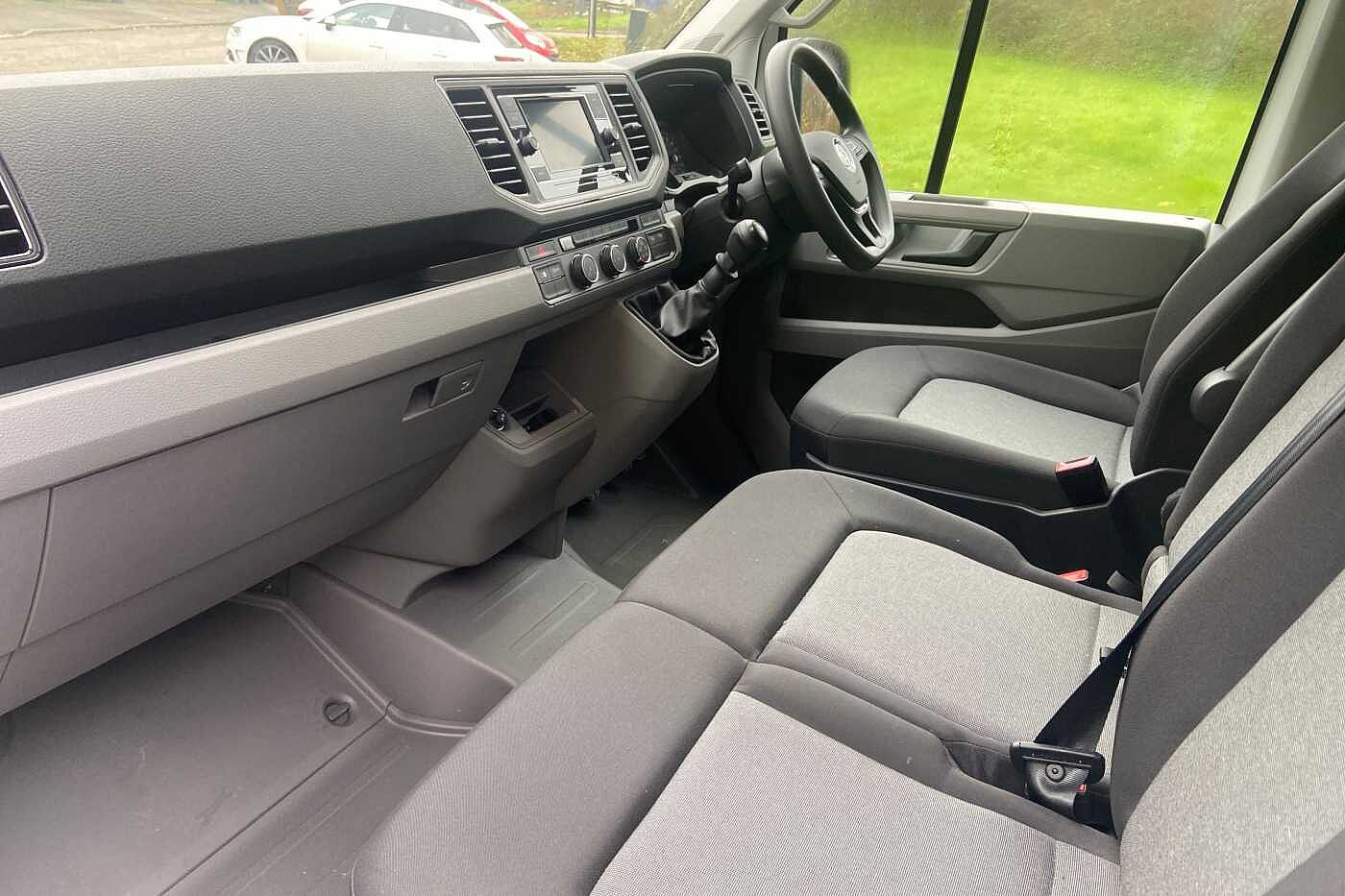 Volkswagen Crafter 2.0TDI (140PS) RWD CR35 LWB Trendline PV