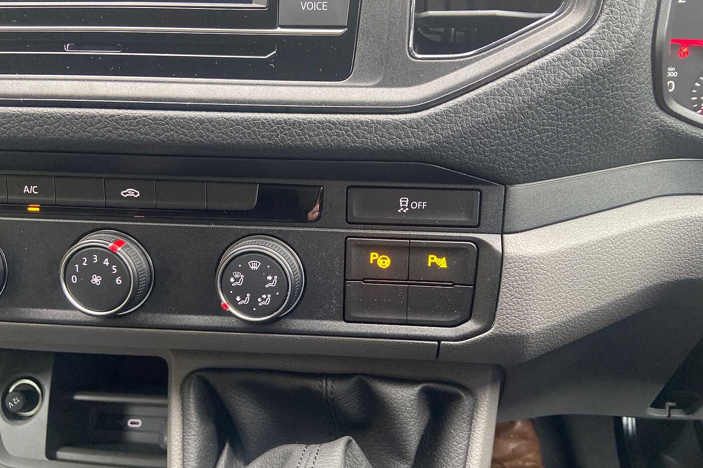 Volkswagen Crafter 2.0TDI (140PS) RWD CR35 LWB Trendline PV