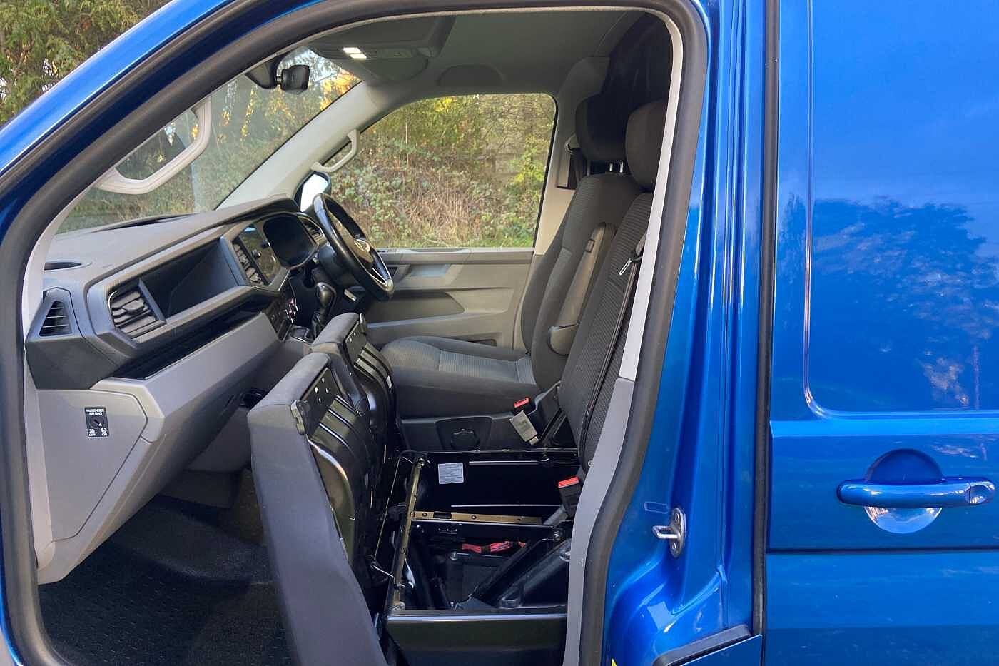 Volkswagen Transporter 2.0TDI 150ps T28 Highline BMT SWB PV D