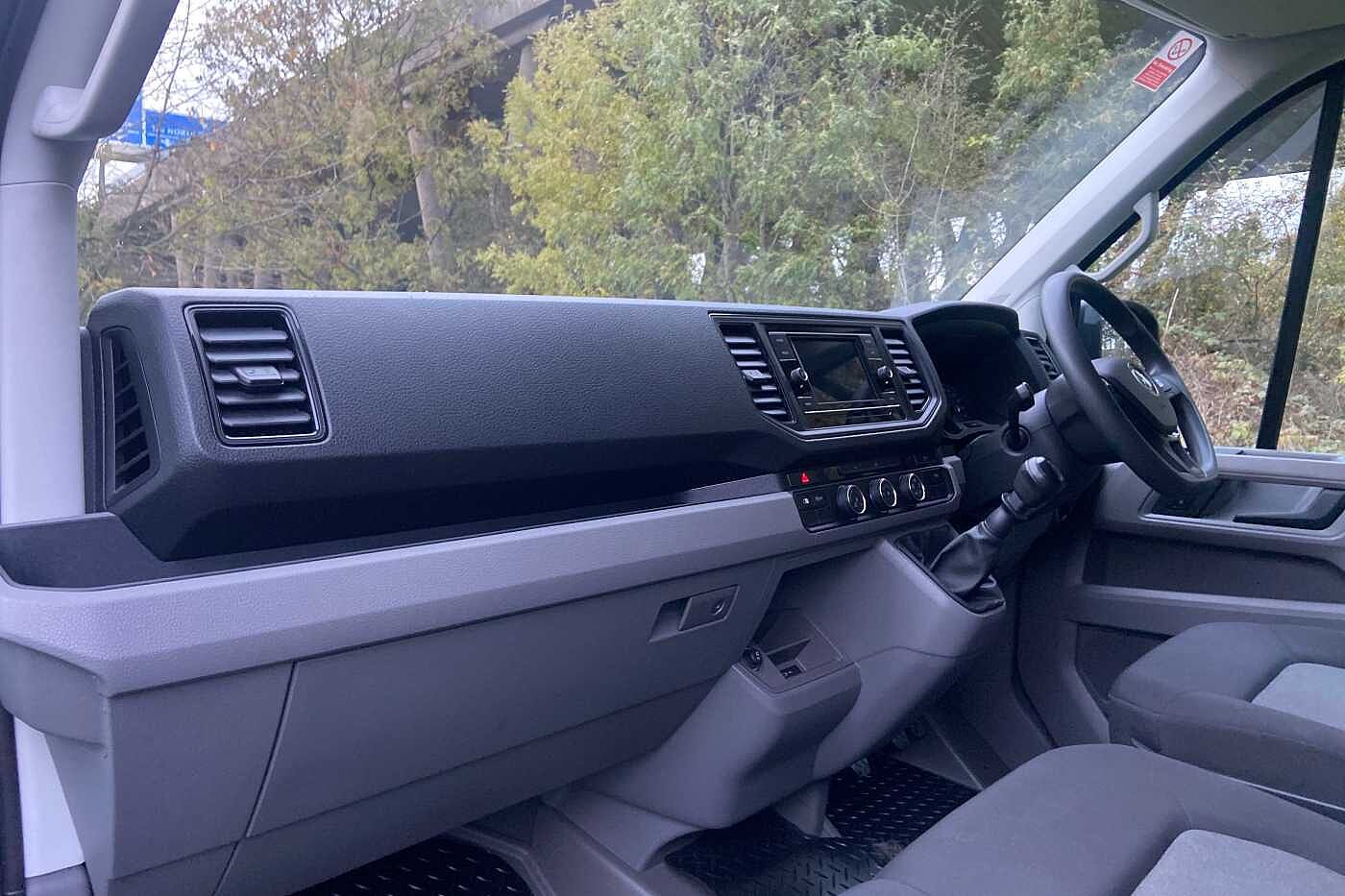 Volkswagen Crafter Cr35 Lwb Diesel Fwd 2.0 TDI 140PS Trendline High Roof Van AIR CON