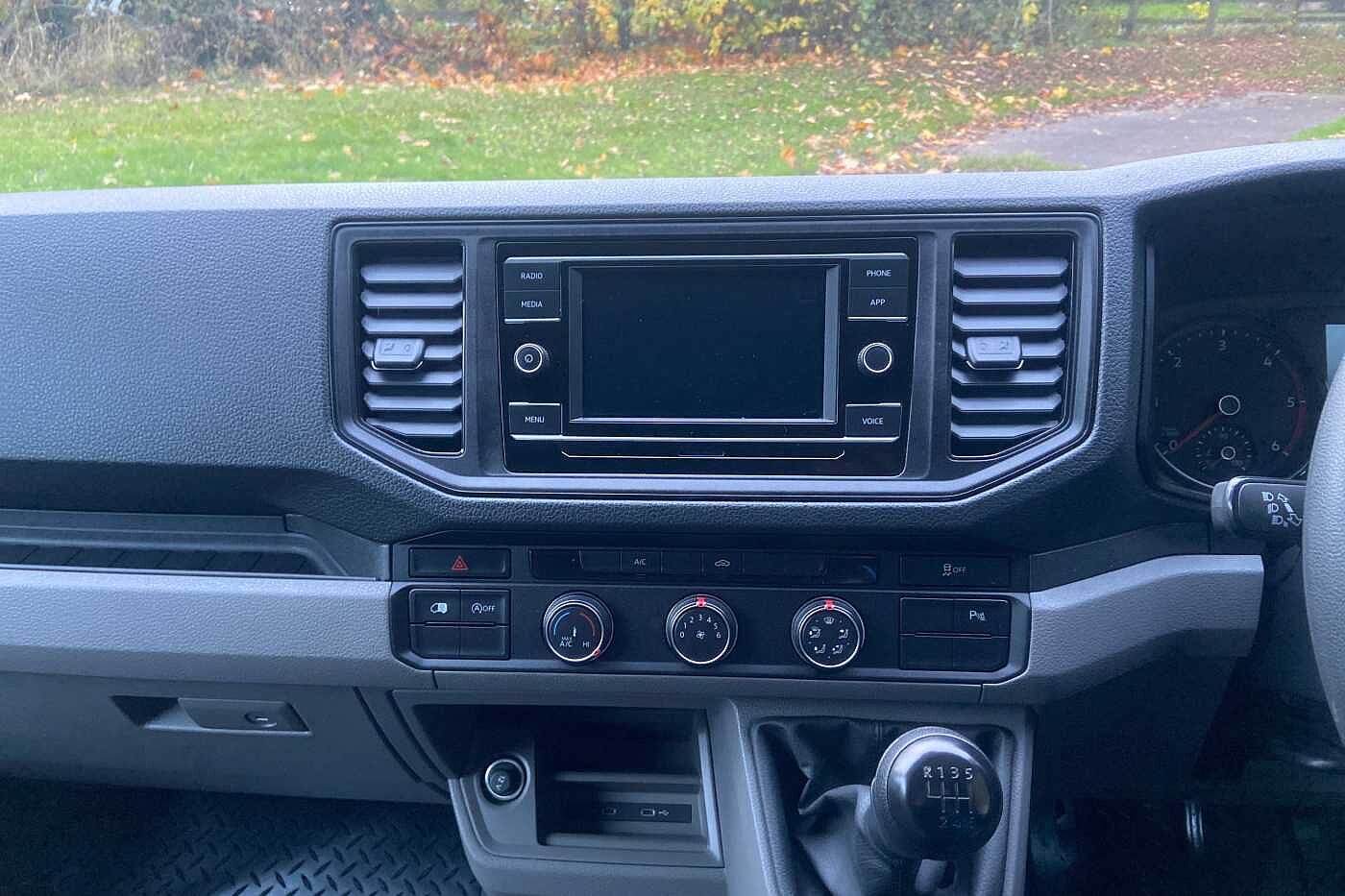 Volkswagen Crafter Cr35 Lwb Diesel Fwd 2.0 TDI 140PS Trendline High Roof Van AIR CON