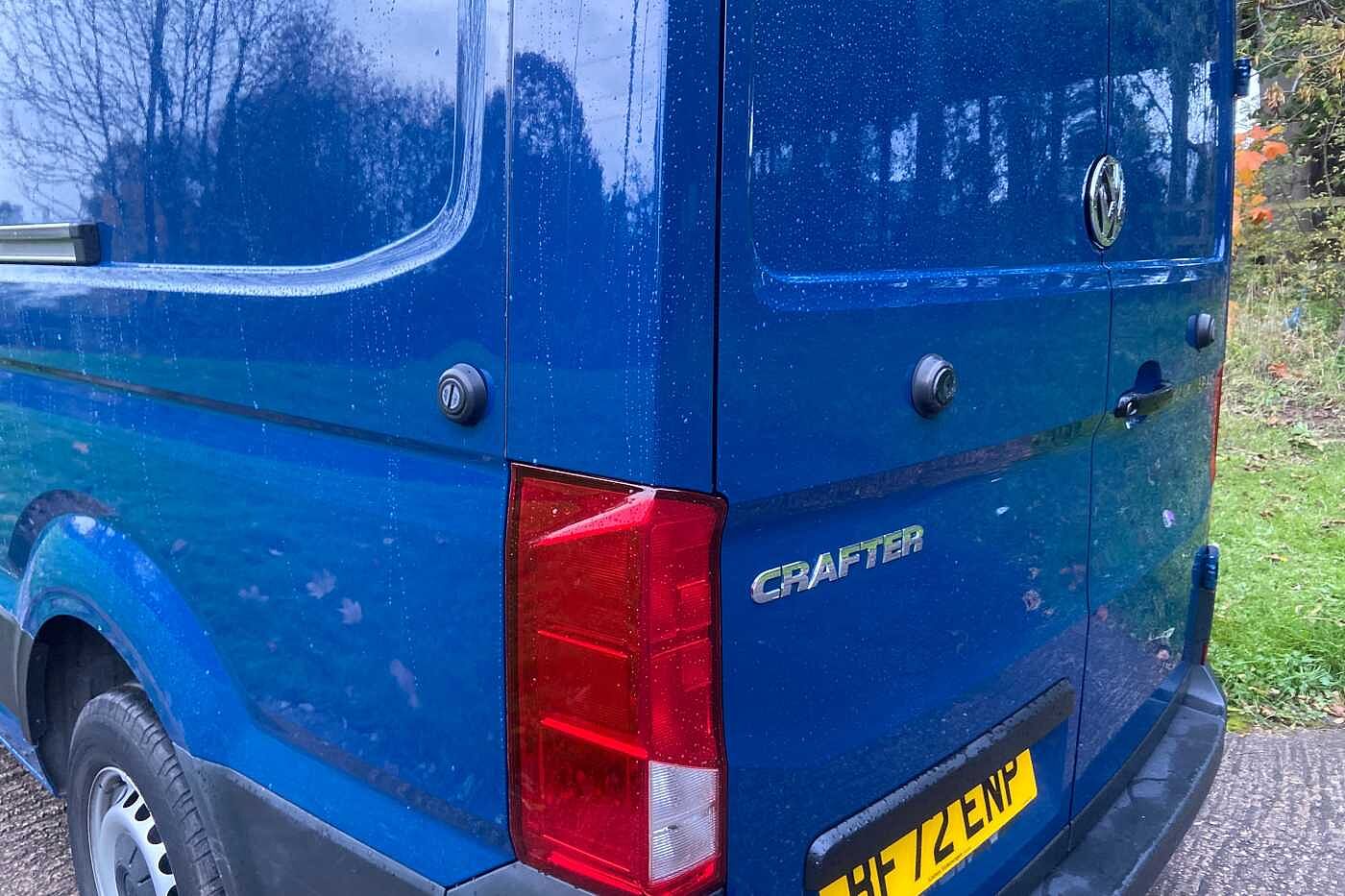 Volkswagen Crafter Cr35 Lwb Diesel Fwd 2.0 TDI 140PS Trendline High Roof Van AIR CON