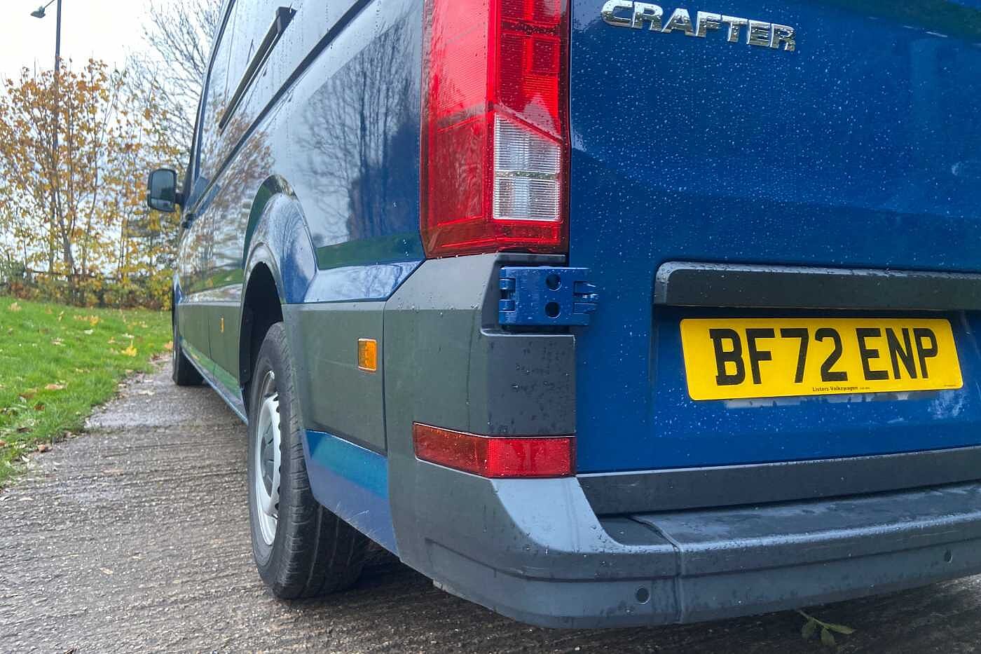 Volkswagen Crafter Cr35 Lwb Diesel Fwd 2.0 TDI 140PS Trendline High Roof Van AIR CON