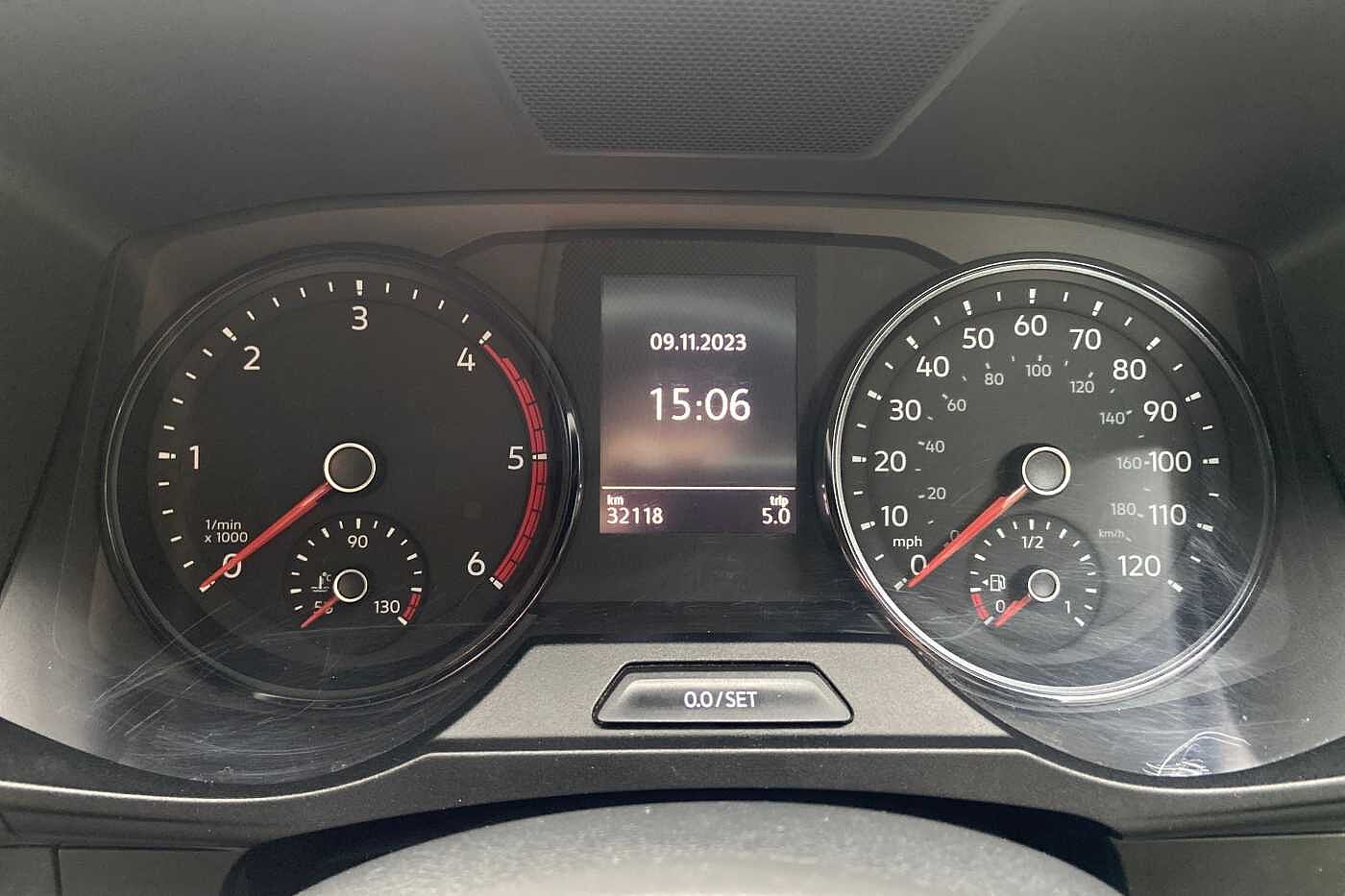 Volkswagen Crafter 2.0TDI 140PS Eu6dT-E CR35 LWB Trendline AIR CON