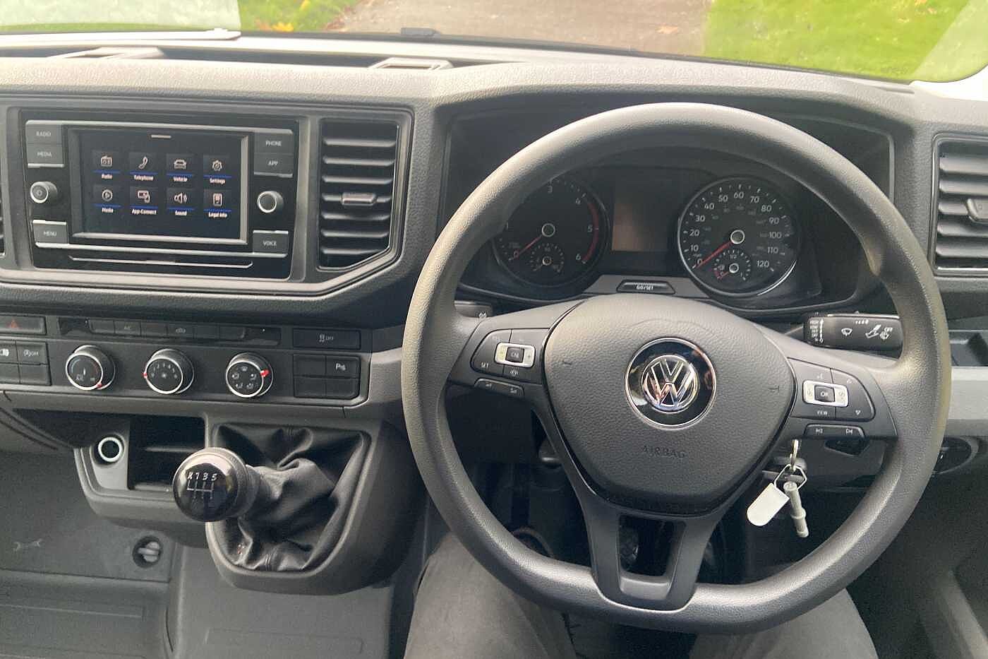 Volkswagen Crafter 2.0TDI 140PS Eu6dT-E CR35 LWB Trendline AIR CON