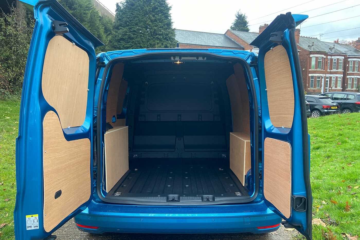 Volkswagen Caddy 2.0TDI (102PS)C20 Cargo Commerce Pro LED'S TECH PACK & MORE