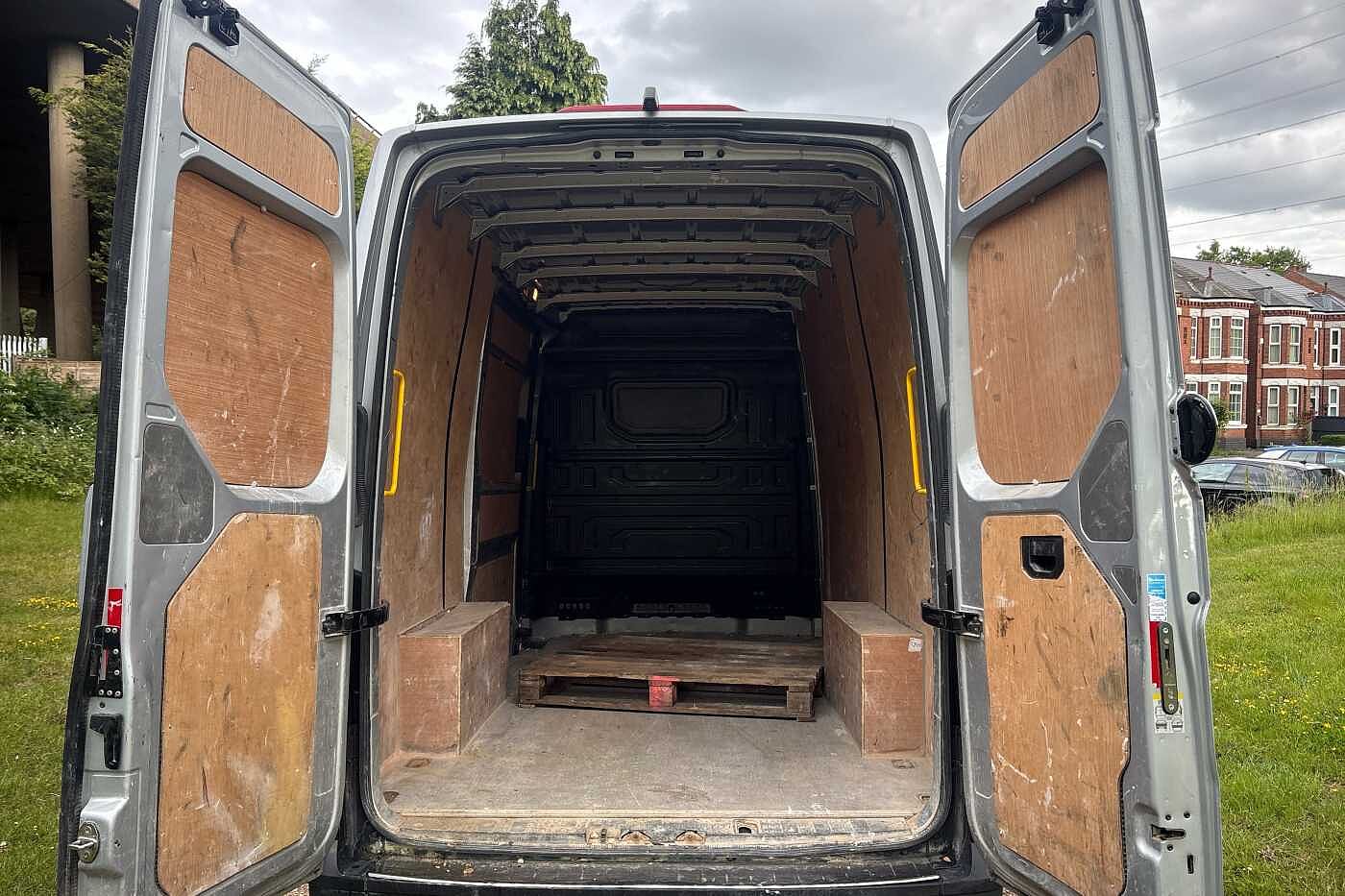 Volkswagen Crafter 2.0TDI 140PS Eu6dT-E CR35 LWB Trendline