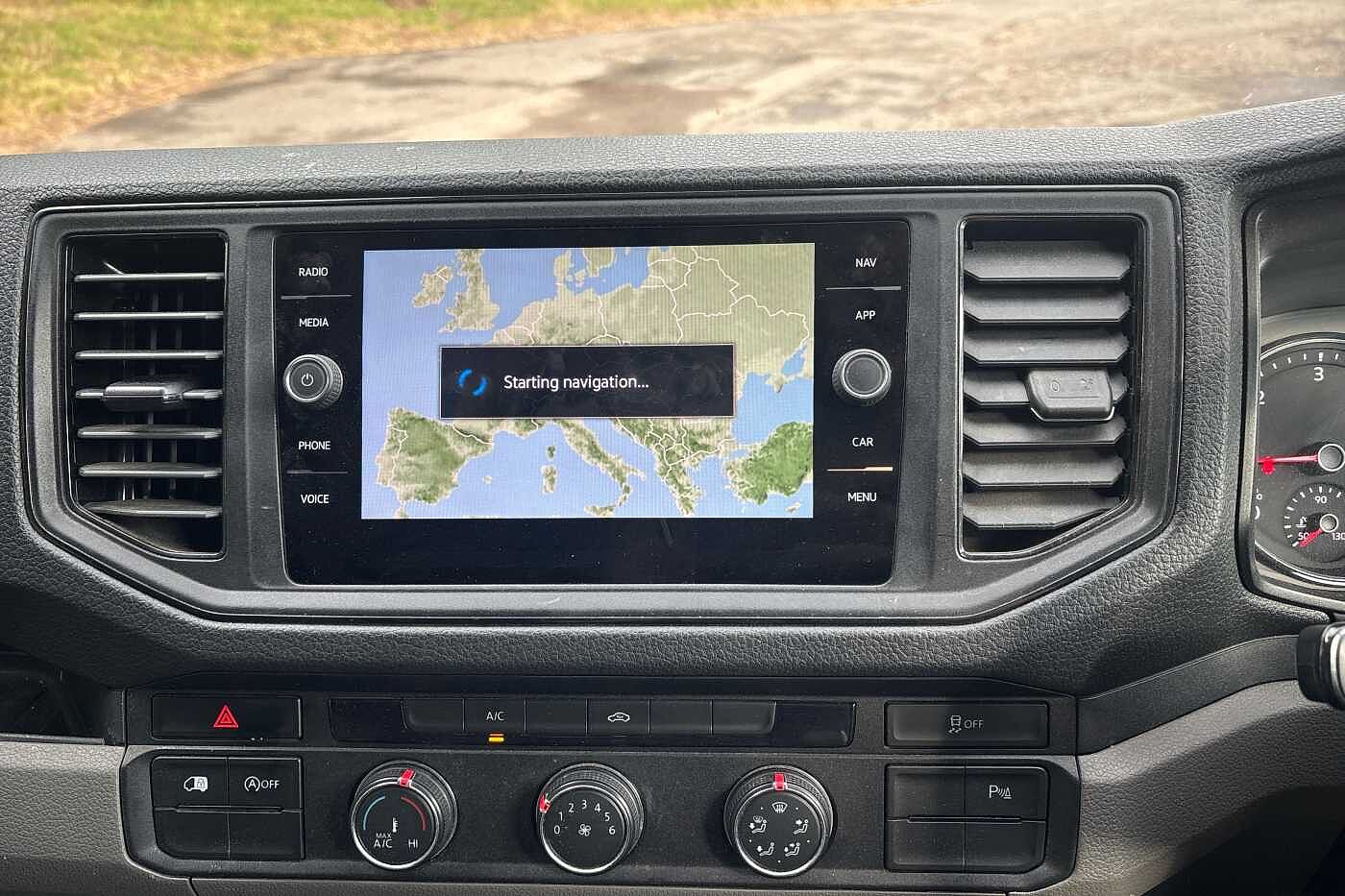 Volkswagen Crafter 2.0TDI 140PS Eu6dT-E CR35 LWB Trendline
