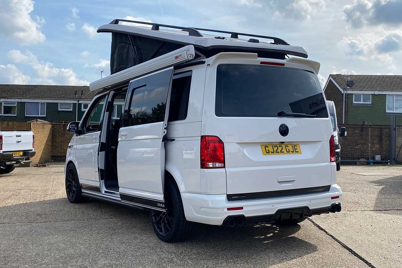 Volkswagen Transporter T32 Lwb Diesel Camper 2.0 TDI 150 Highline Urban Van DSG Camper