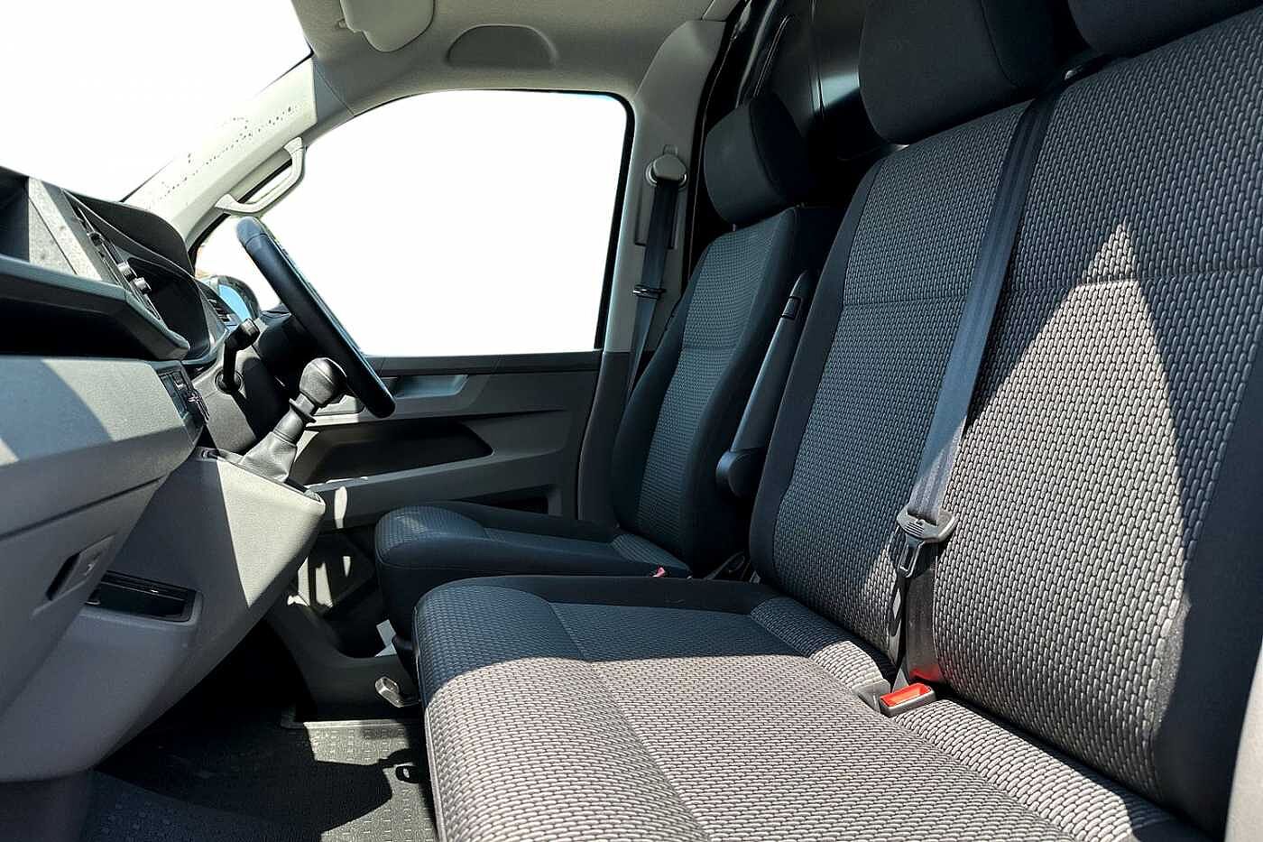 Volkswagen Transporter 2.0TDI 110ps T28 Highline BMT SWB Panel van