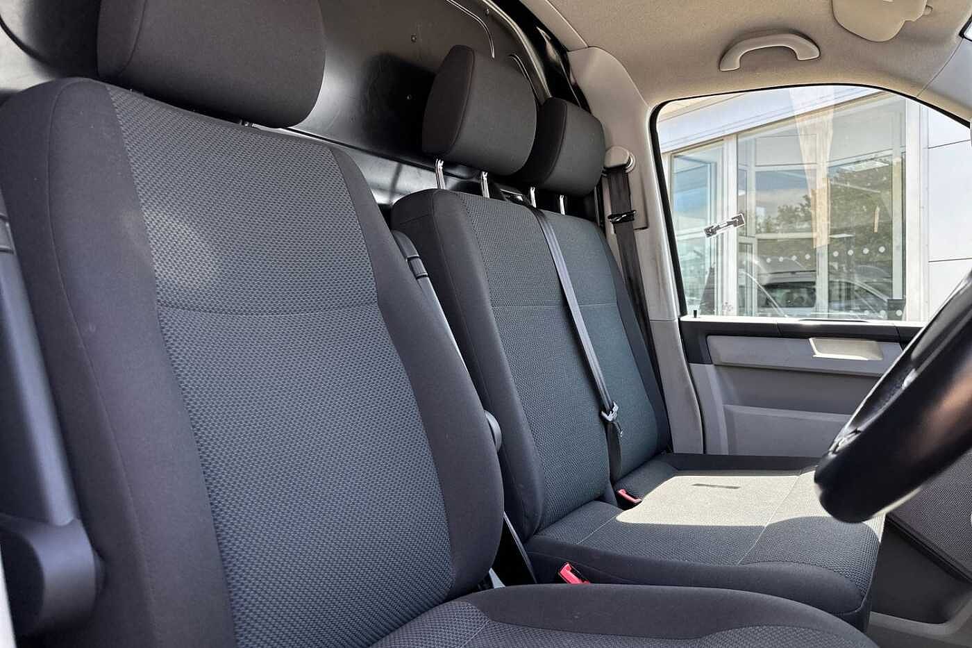 Volkswagen Transporter PV 2.0TDI 150PSEu6 T32 Highline SWB 4Motion Panel Van