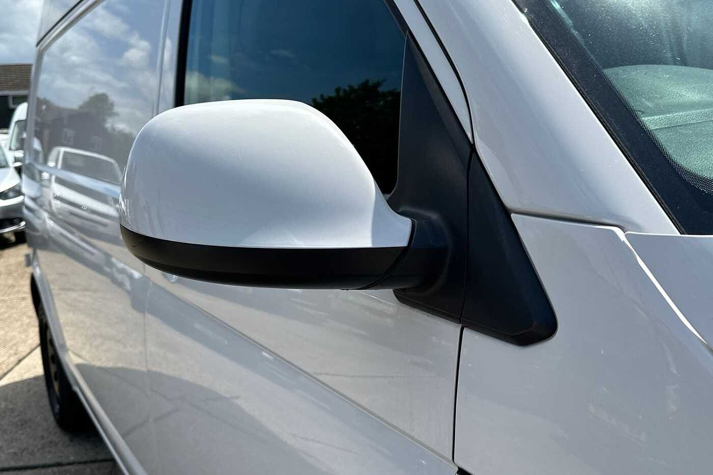 Volkswagen Transporter PV 2.0TDI 150PSEu6 T32 Highline SWB 4Motion Panel Van