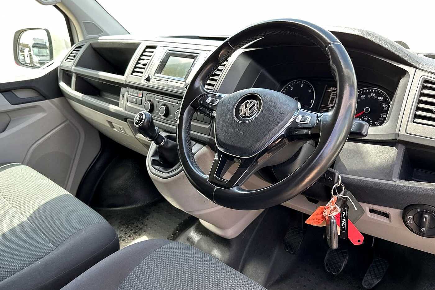 Volkswagen Transporter PV 2.0TDI 150PSEu6 T32 Highline SWB 4Motion Panel Van