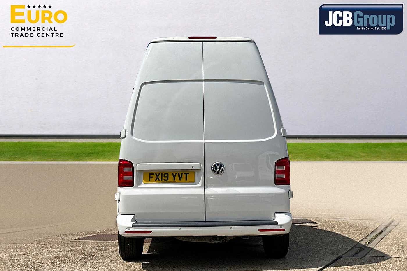 Volkswagen Transporter PV 2.0TDI 150PSEu6 T32 Highline SWB 4Motion Panel Van