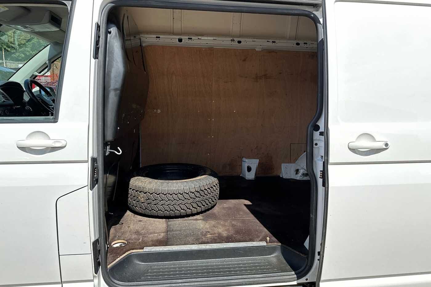 Volkswagen Transporter PV 2.0TDI 150PSEu6 T32 Highline SWB 4Motion Panel Van