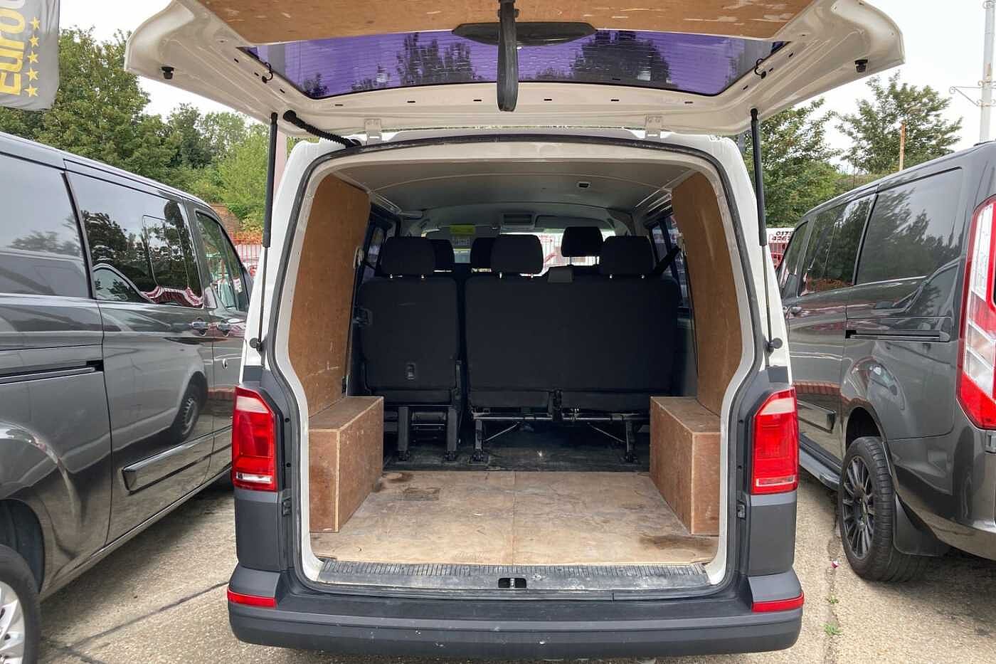 Volkswagen Transporter Kombi 2.0TDI 102PS EU6 T30 SL BMT SWB