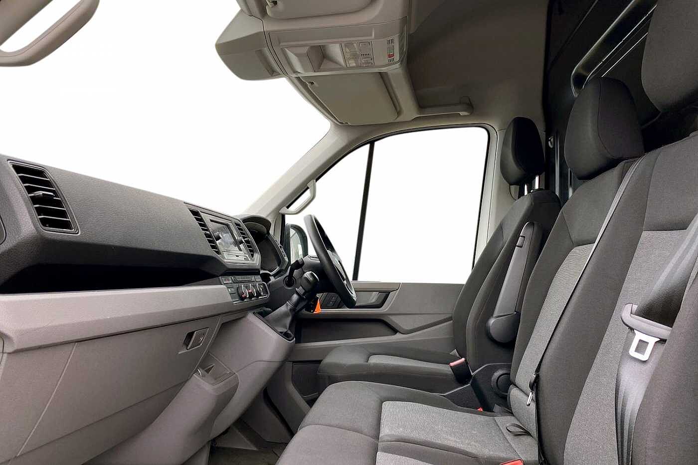 Volkswagen Crafter 2.0TDI 140PS Eu6dT-E CR35 LWB Trendline Panel Van