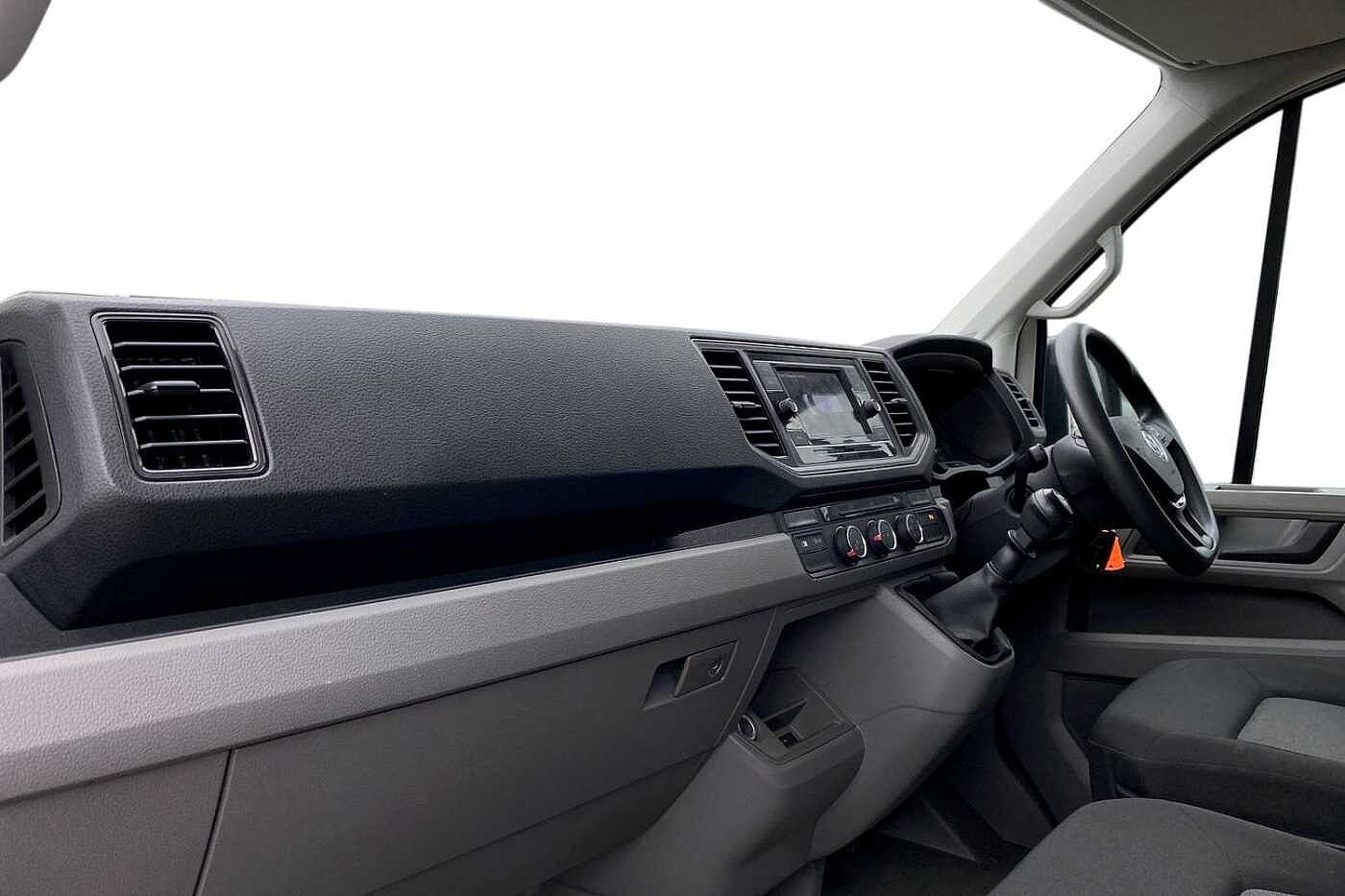Volkswagen Crafter 2.0TDI 140PS Eu6dT-E CR35 LWB Trendline Panel Van