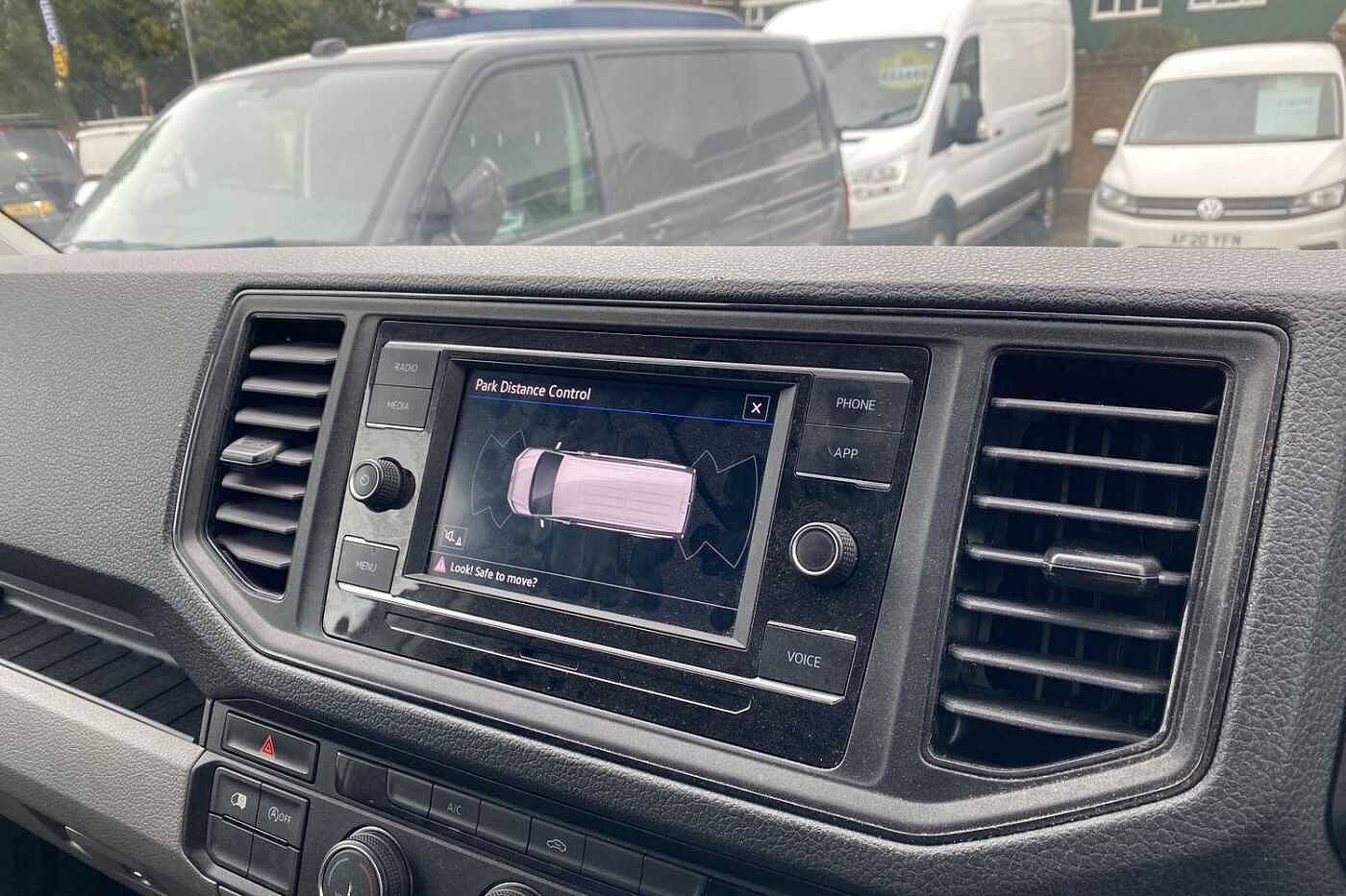 Volkswagen Crafter 2.0TDI 140PS Eu6dT-E CR35 LWB Trendline Panel Van